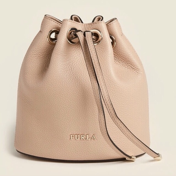 Furla Eve Cream Bucket Bag - Picture 1 of 4